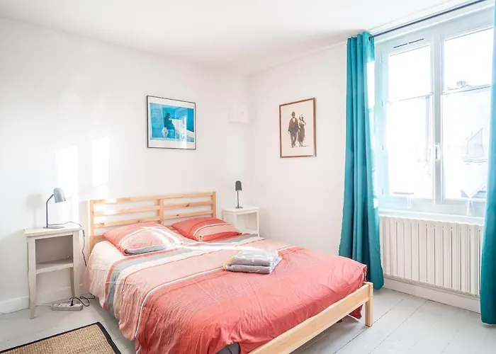 Les Cailloux Verts Etretat